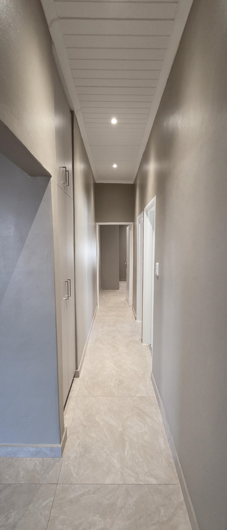 To Let 3 Bedroom Property for Rent in Uitzicht Western Cape
